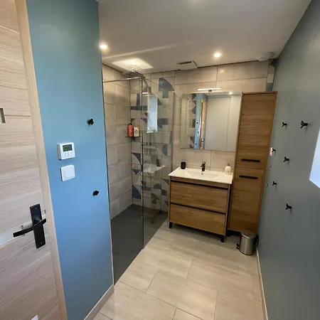 Holiday home Longere Linaroise & A 15 Min Du Futuroscope Liniers